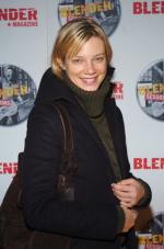 Эми Смарт: 265x400 / 24 Кб