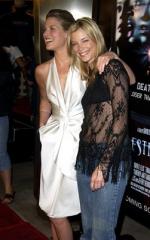 Эми Смарт: 251x400 / 27 Кб