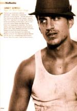 Эндрю Дэволи: 251x360 / 17 Кб