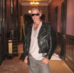 Michael Harkins: 1223x1211 / 275 Кб