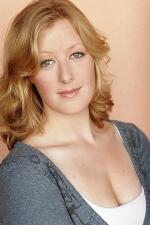 Джулия МакИлвэйн: 480x720 / 71 Кб