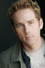 Stefan Hajek: 1365x2048 / 301 Кб