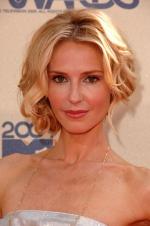 Ванесса Брэнч: 399x600 / 46 Кб