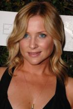 Джессика Кэпшоу: 269x400 / 22 Кб