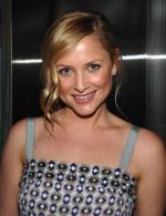 Джессика Кэпшоу: 309x400 / 27 Кб