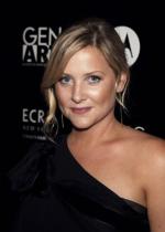 Джессика Кэпшоу: 287x400 / 18 Кб