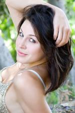 Кэйтлин Райли: 500x750 / 74 Кб