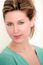 Karmyn Tyler: 600x900 / 81 Кб