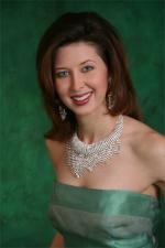 Karmyn Tyler: 350x525 / 26 Кб