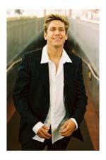 Кит Одетт: 1200x1800 / 249 Кб