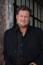 John Henry Canavan: 1365x2048 / 193 Кб