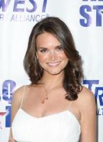 Laura Orrico: 434x594 / 37 Кб