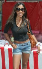 Голден Брукс: 247x400 / 26 Кб