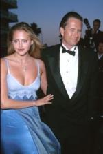 Эстелла Уоррен: 270x400 / 18 Кб