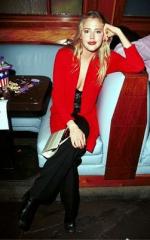 Эстелла Уоррен: 251x400 / 25 Кб