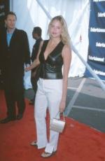 Эстелла Уоррен: 261x400 / 19 Кб