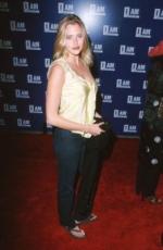 Эстелла Уоррен: 262x400 / 18 Кб