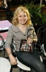 Элисон Пилл: 259x400 / 34 Кб