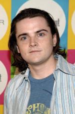 Роберт Айлер: 263x400 / 29 Кб