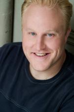 Адам Муччи: 450x675 / 40 Кб