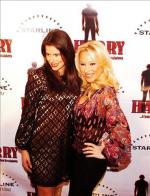 Rachael Robbins: 369x480 / 54 Кб