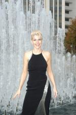 Оливия Уэстон: 450x677 / 57 Кб