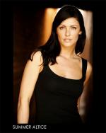 Саммер Элтис: 576x720 / 42 Кб