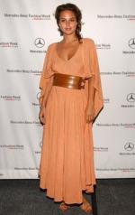 Джози Мэран: 253x400 / 22 Кб