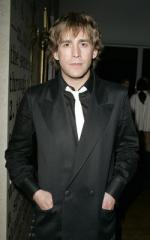 Эрик Цманда: 250x400 / 18 Кб