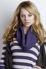 Бижу Филлипс: 267x400 / 26 Кб