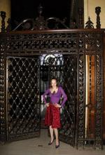 Бижу Филлипс: 272x400 / 38 Кб