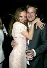 Бижу Филлипс: 273x400 / 25 Кб