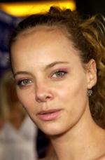 Бижу Филлипс: 264x400 / 21 Кб