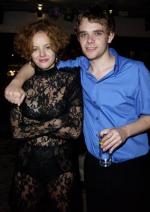 Бижу Филлипс: 284x400 / 24 Кб