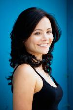 Sarah Edmondson: 1363x2048 / 276 Кб