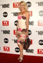 Kirstin Pierce: 330x484 / 33 Кб