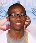 Арлен Эскарпета: 332x400 / 25 Кб