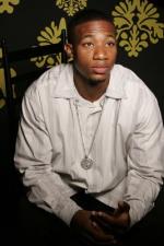 Арлен Эскарпета: 267x400 / 26 Кб