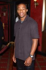 Арлен Эскарпета: 266x400 / 21 Кб