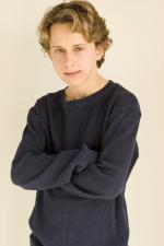 Дэвид Дорфман: 1200x1800 / 265 Кб