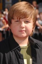 Энгус Т. Джонс: 266x400 / 24 Кб