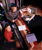 Энгус Т. Джонс: 304x355 / 35 Кб