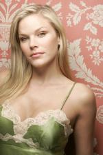 Карен Клише: 267x400 / 26 Кб