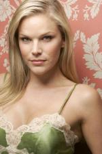 Карен Клише: 267x400 / 25 Кб