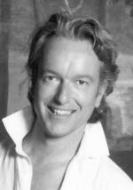 Ralph Palka: 450x640 / 32 Кб