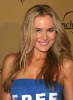 Paula LaBaredas: 349x475 / 30 Кб