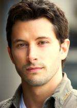 Marc Trottier: 900x1260 / 131 Кб