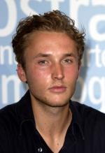 Джошуа Клоуз: 275x400 / 21 Кб