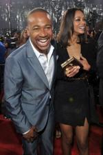 Зои Салдана: 266x400 / 26 Кб