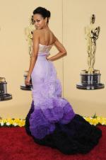 Зои Салдана: 399x600 / 39 Кб